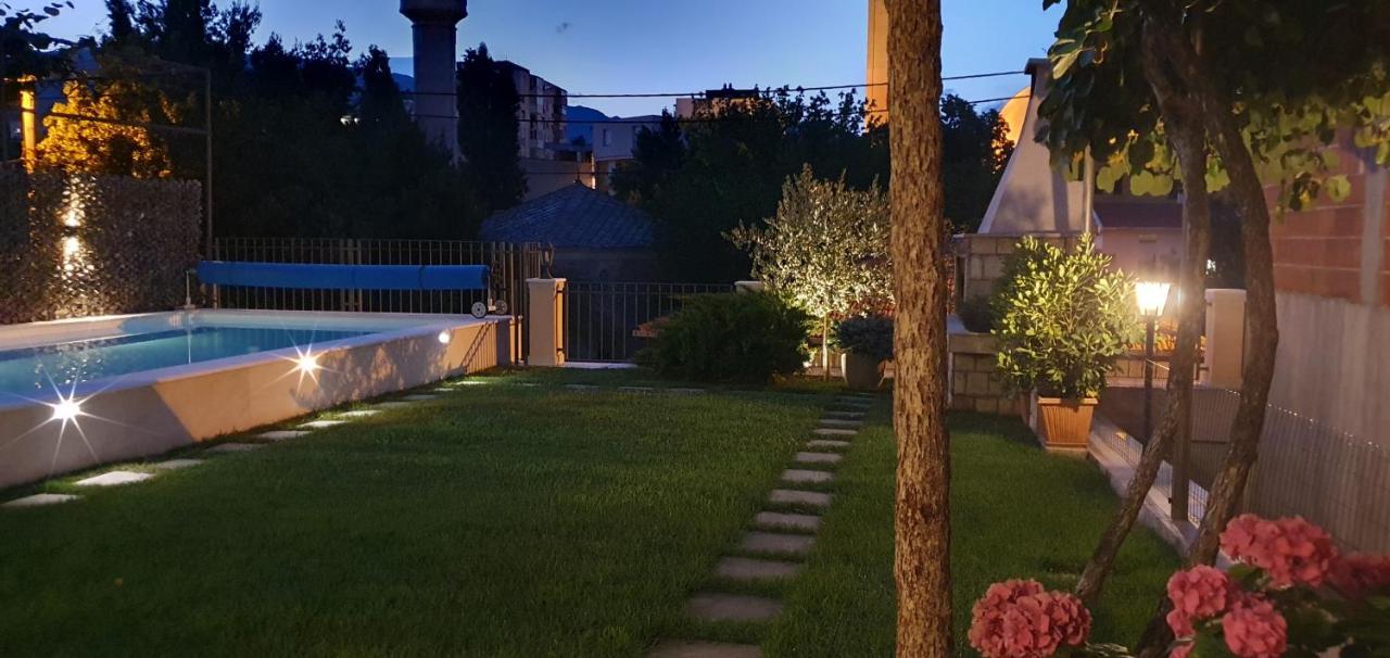 Apartman Karla Mostar Eksteriør billede